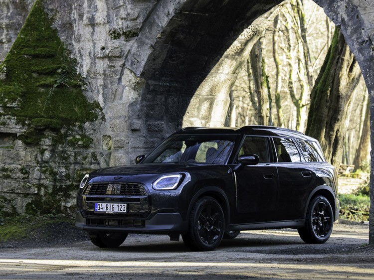 MINI Countryman Dark Edition | MINI Türkiye